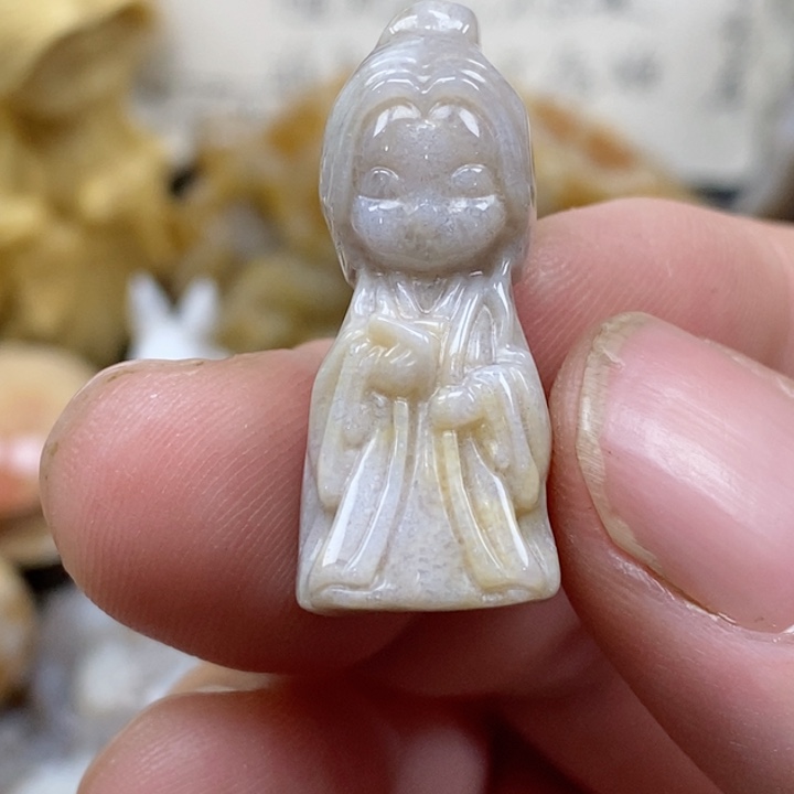 颈饰未镶嵌硅化珊瑚（珊瑚玉）小