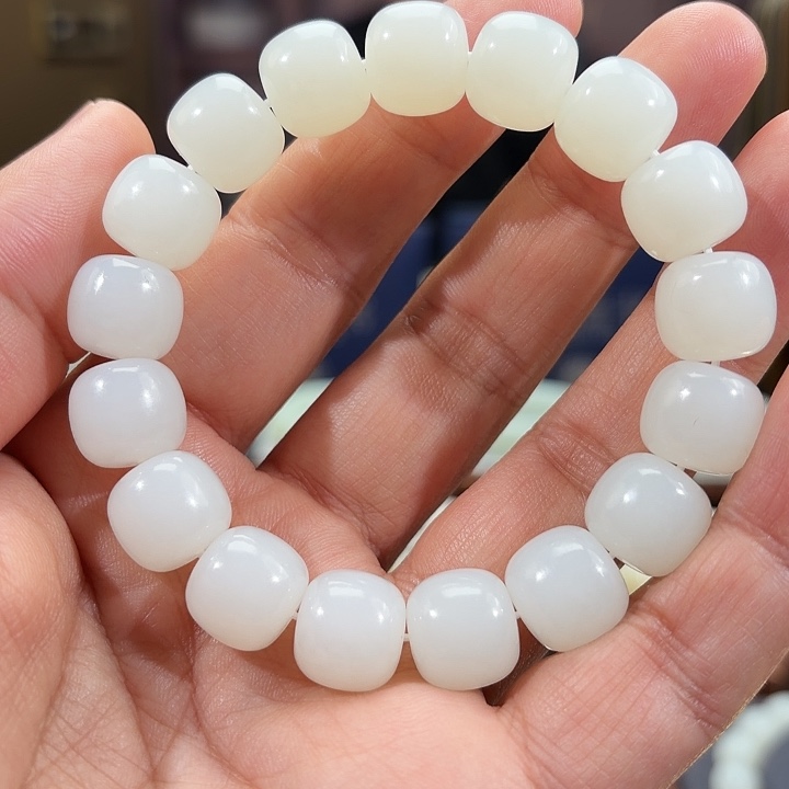 风***资和田玉（白玉）未镶嵌手链