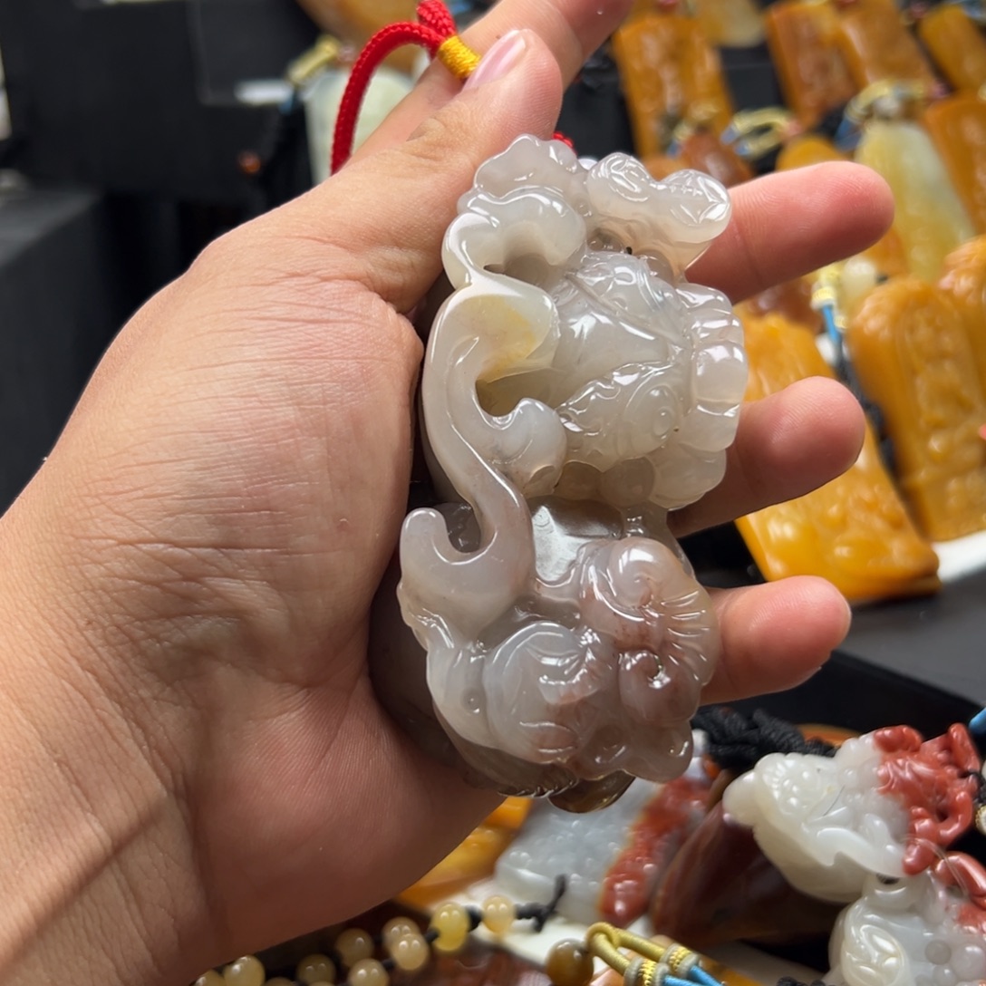 石英质玉（黄龙玉）未镶嵌hly