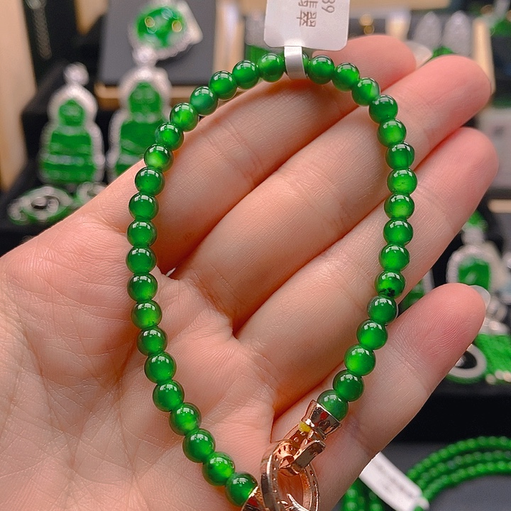 果***果翡翠未镶嵌手链25555