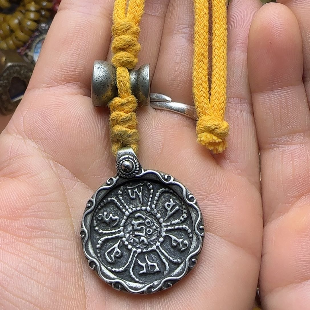 半***茶橄榄核手串/手链111111