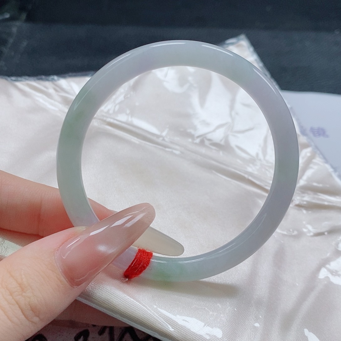 【闪购商品】未镶嵌手镯（圆镯）翡翠504号