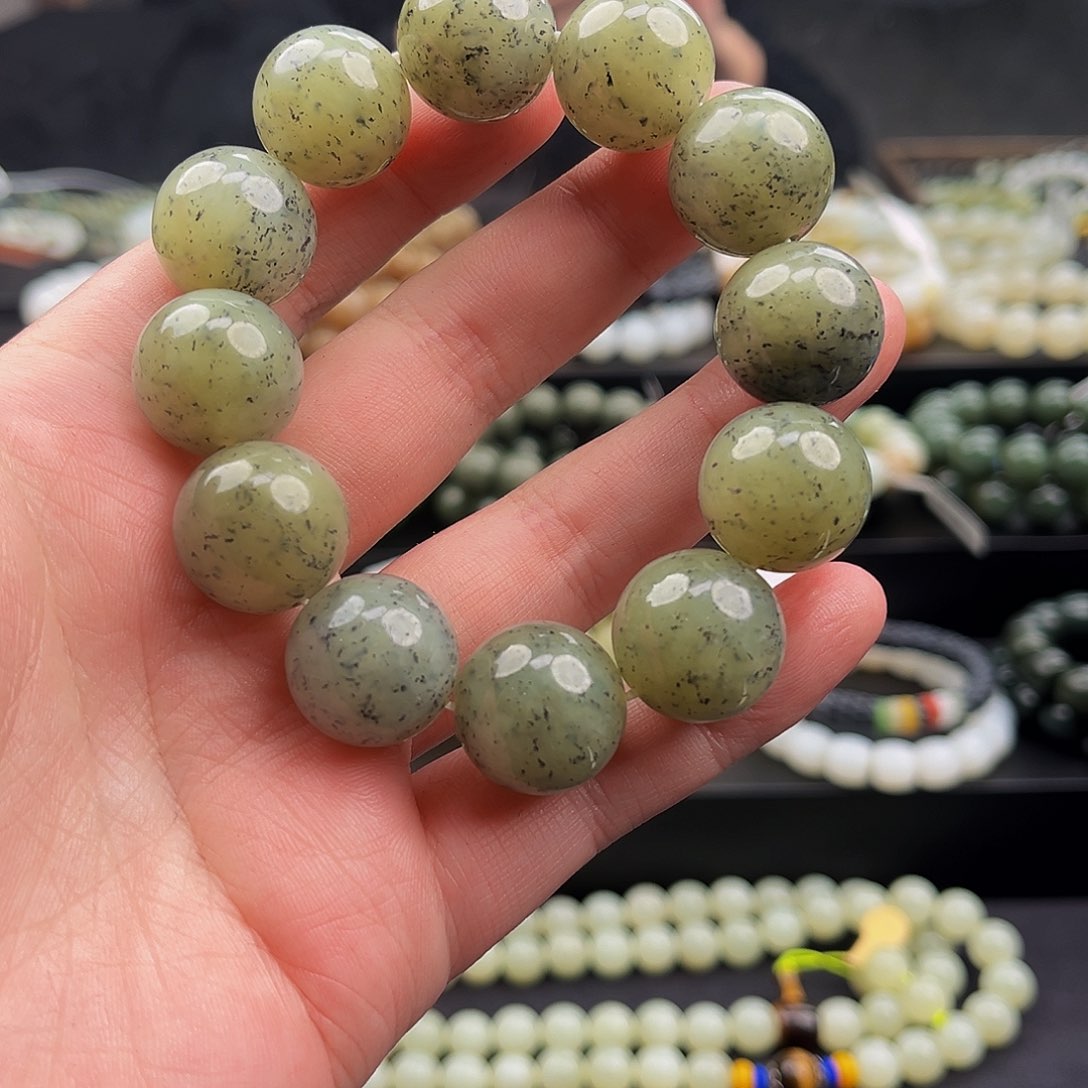 和田玉手串未镶嵌