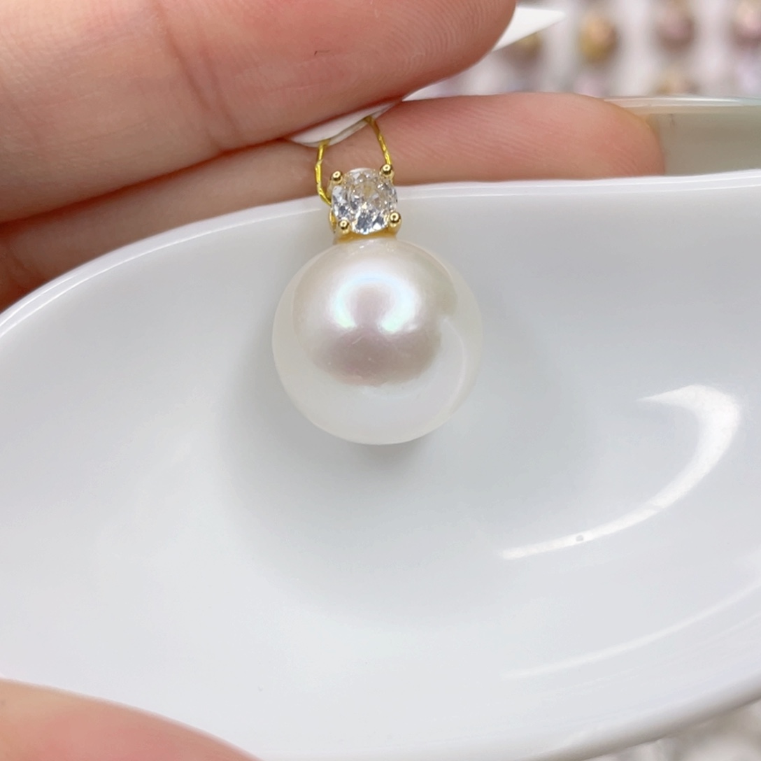 淡水珍珠未镶嵌吊坠(赠链)