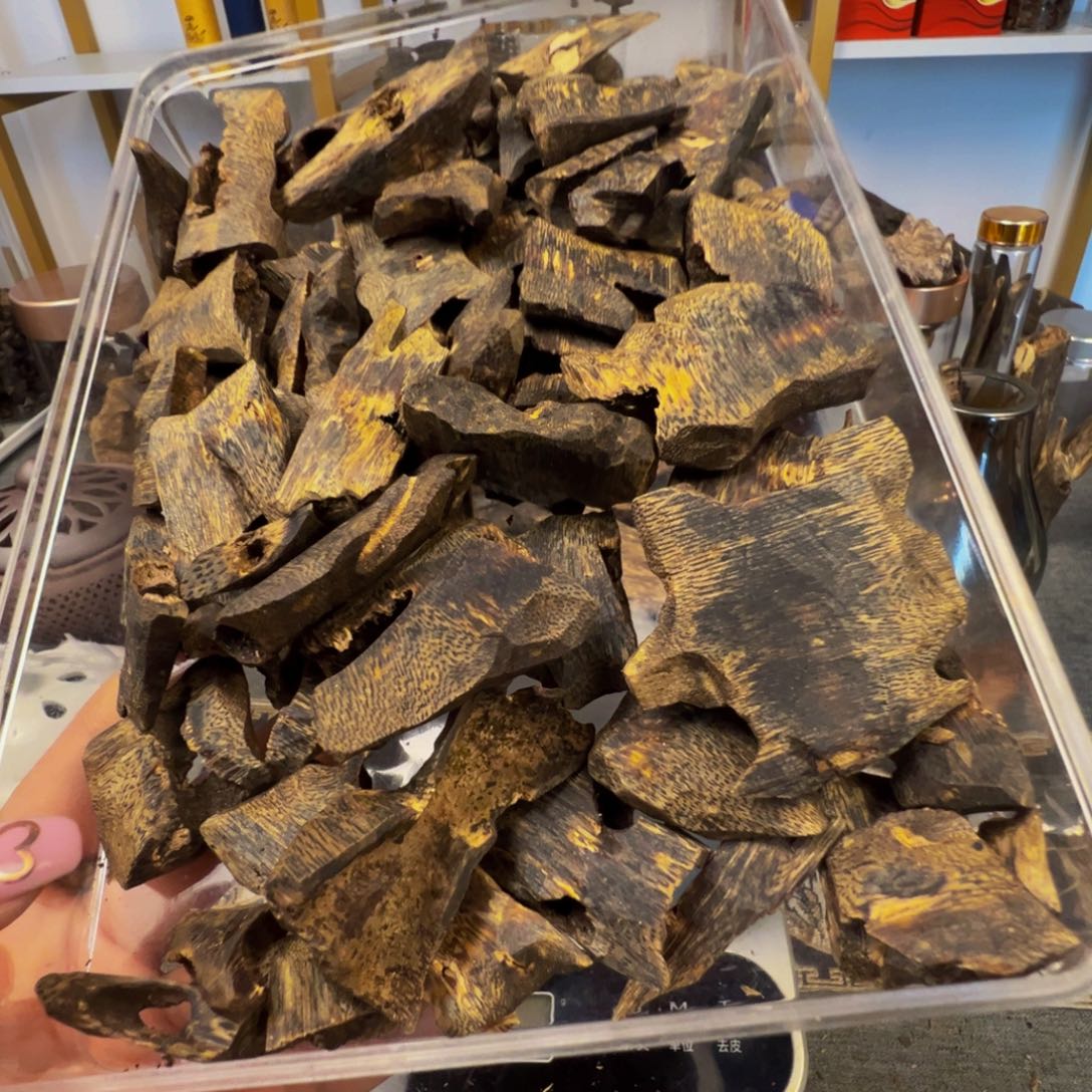 沉香手把件棋楠乌身圆叶淳化老块料30克