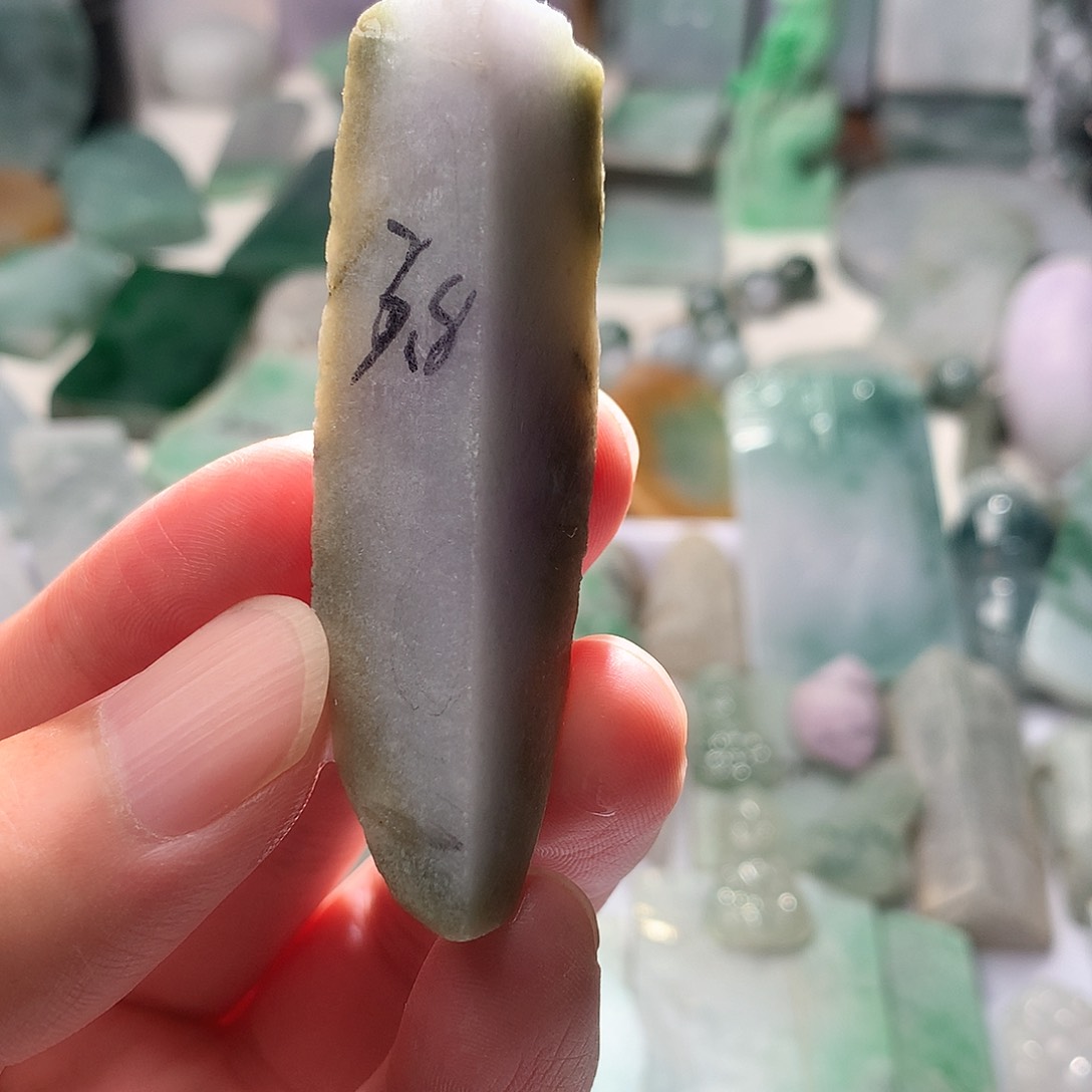 翡翠散珠翡翠原石片料