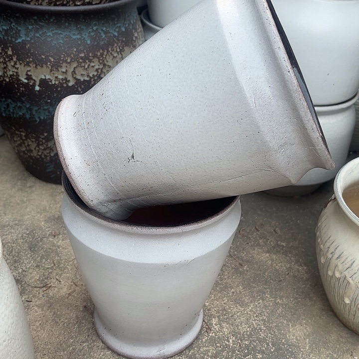 紫砂茶碗微瑕白口径18高度22