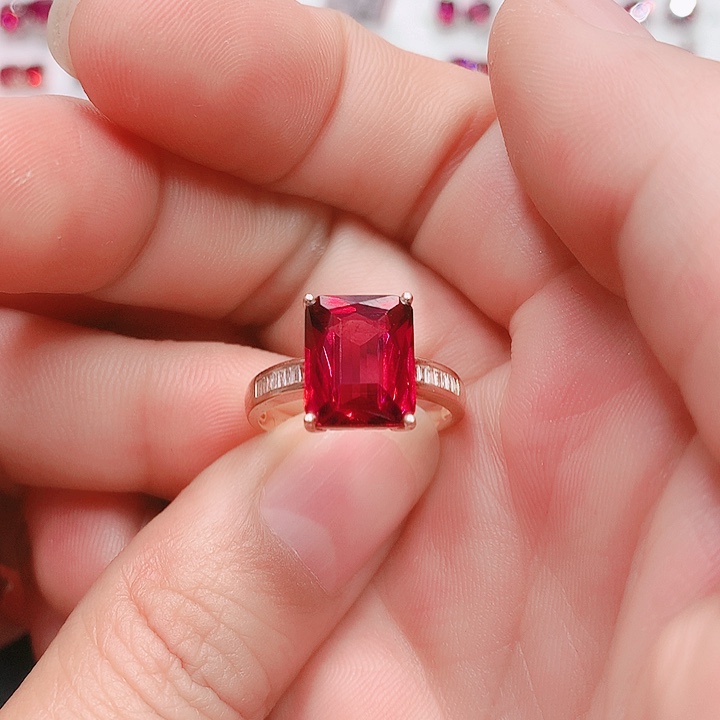 石榴石戒指18K金镶嵌8.9✖️11