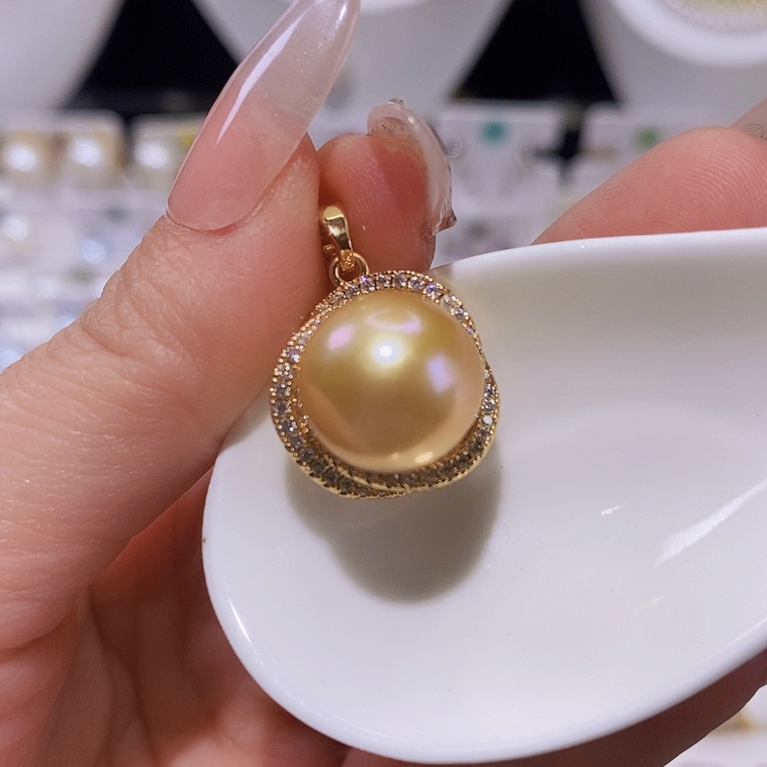 淡水珍珠颈饰合金