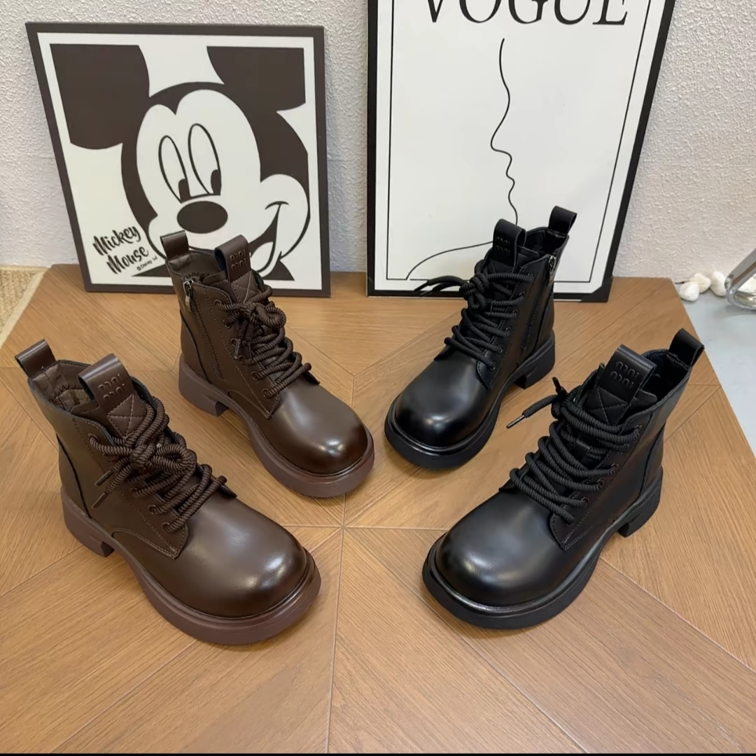 英伦风显瘦厚底马丁靴女2025秋冬新款软底洋气百搭短靴女靴子7709