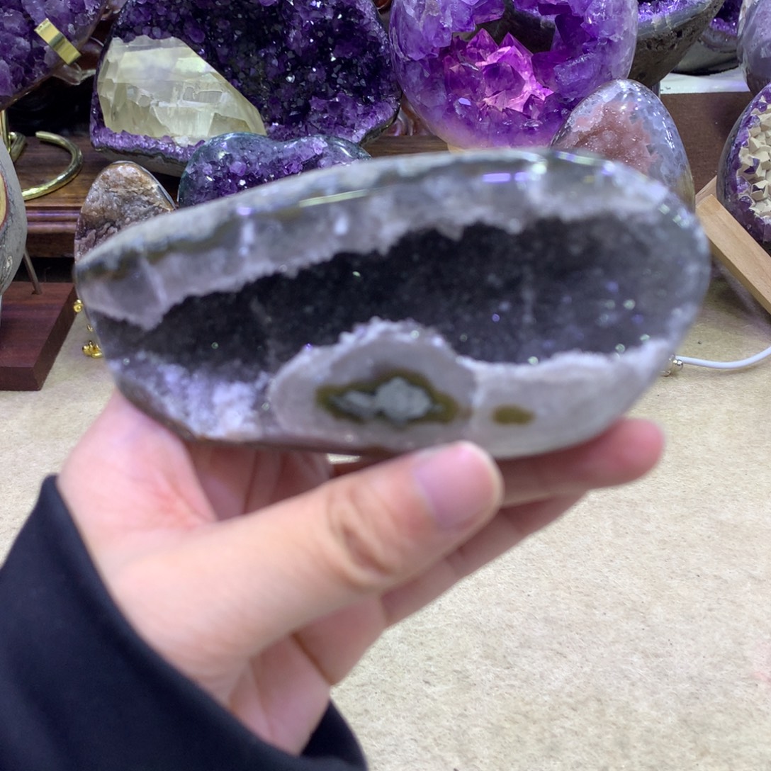 大型摆件（非配饰）紫晶未镶嵌