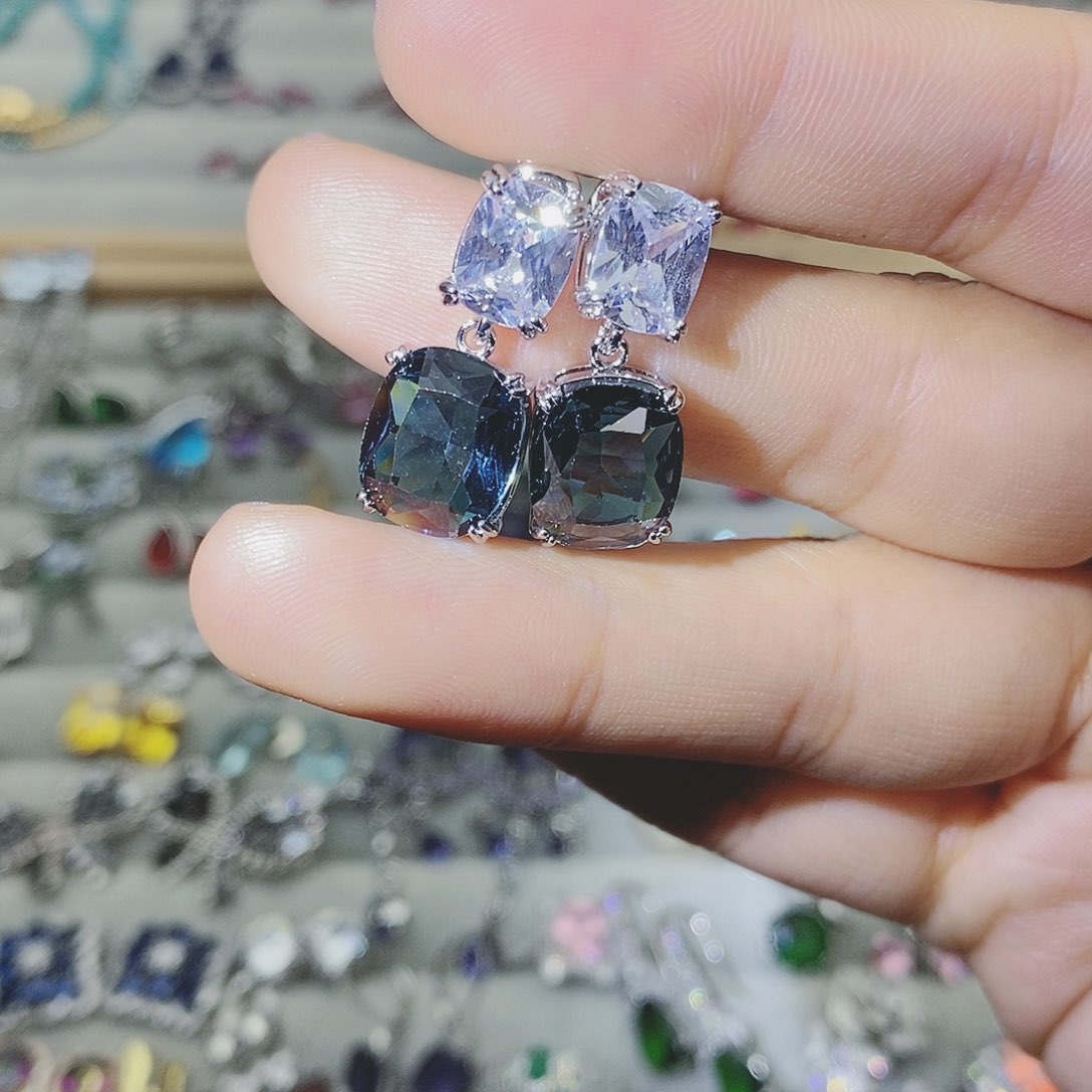 【闪购商品】托帕石耳饰银S925镶嵌