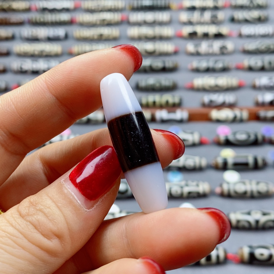 玛瑙/玉髓颈饰合金