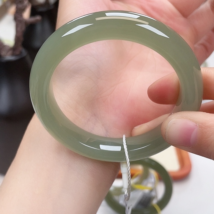 和田玉手镯55未镶嵌