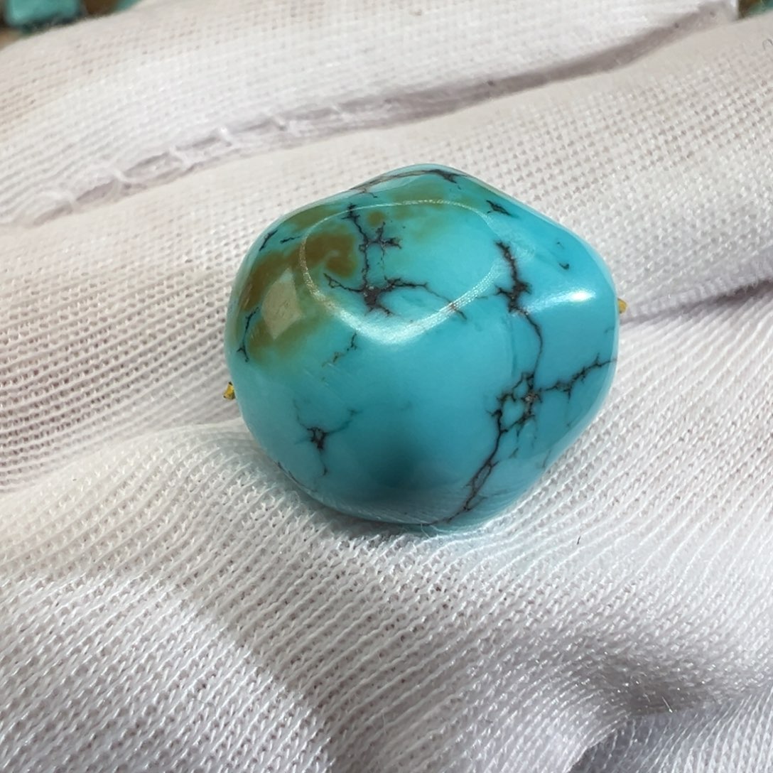 绿松石配饰未镶嵌