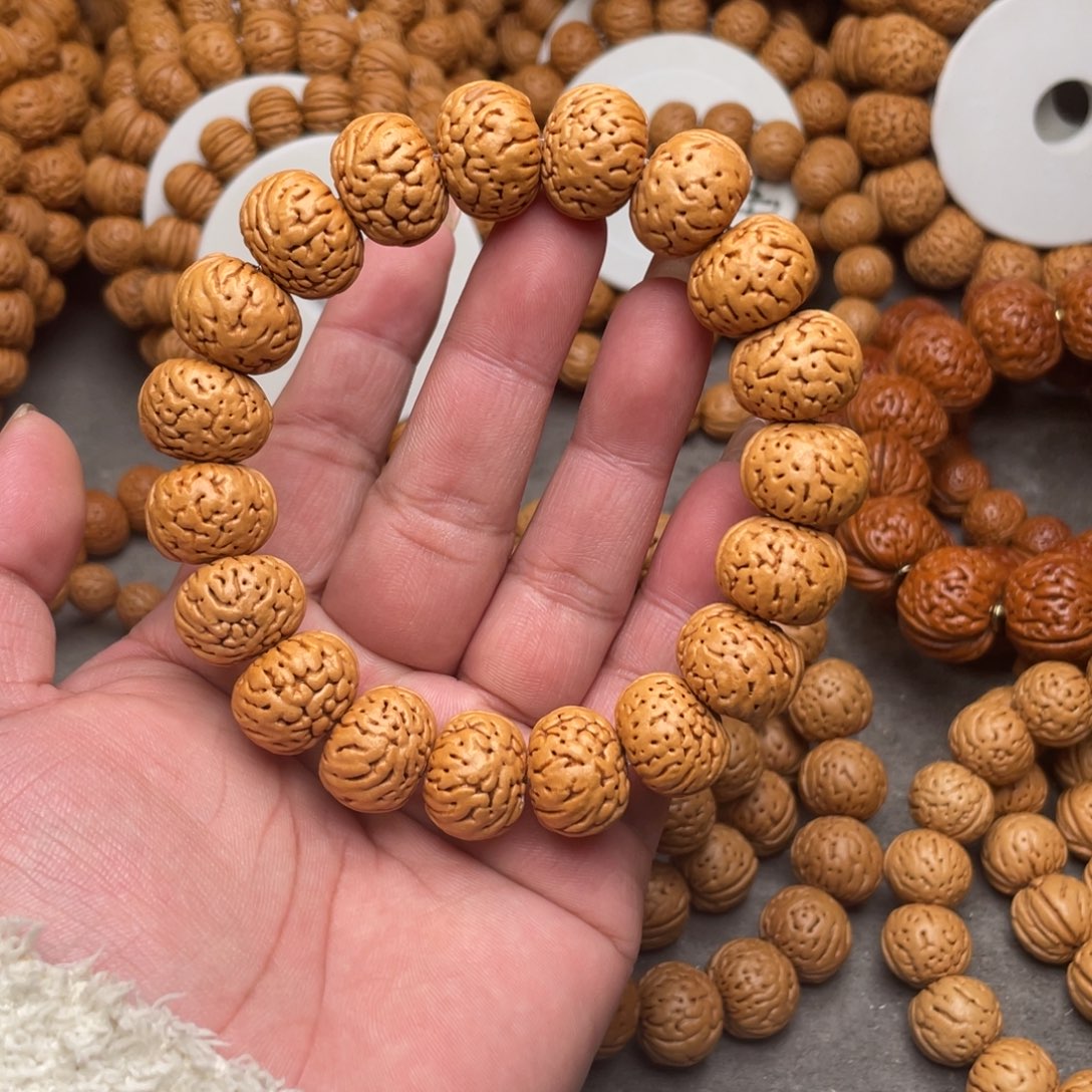 桃核手串树王纽扣闪65