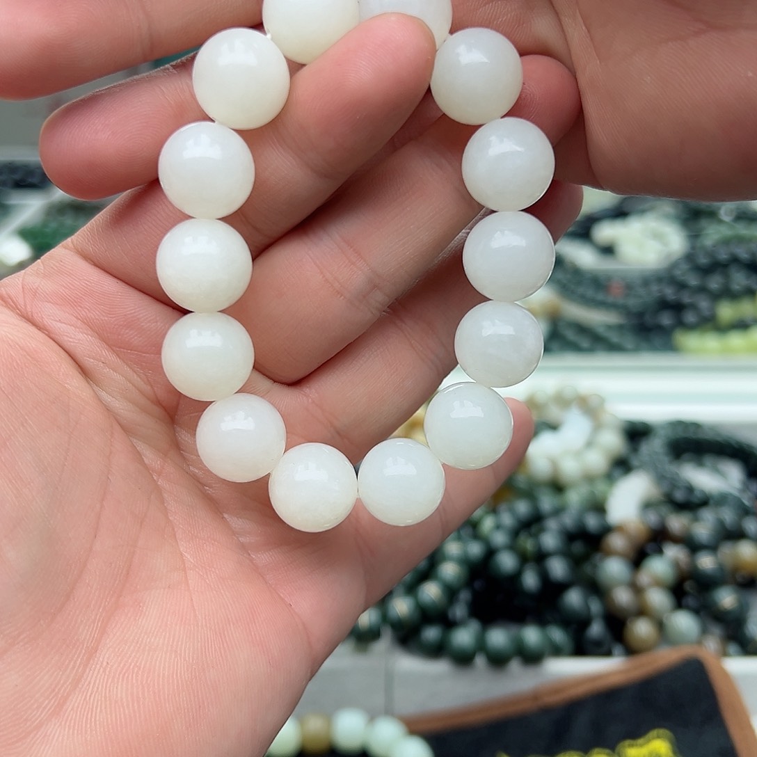 和田玉手链未镶嵌