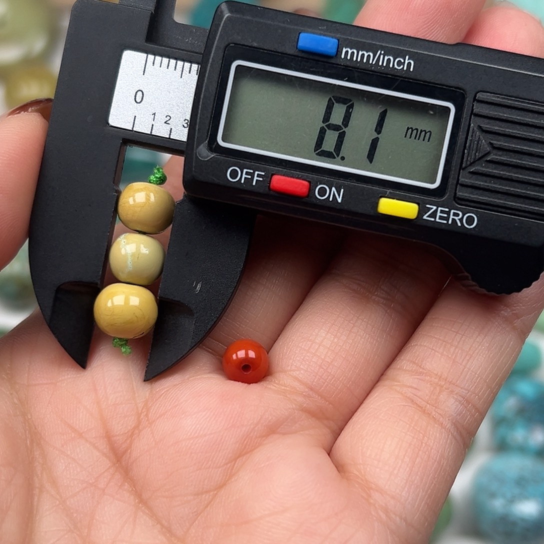 南红玛瑙未镶嵌珠宝奇石