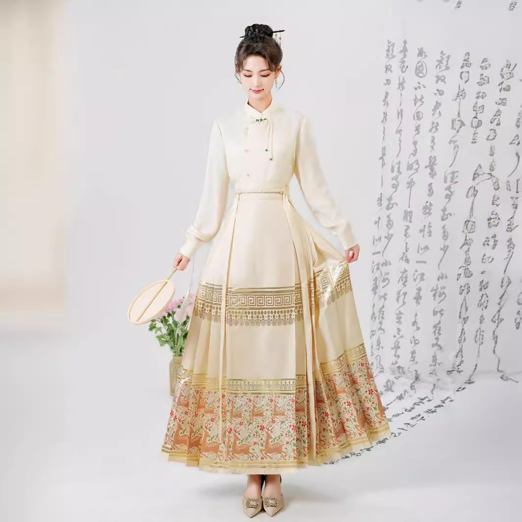 DouPB轻奢『一鹿生花』古风女装仿妆花织金马面裙日常通勤气质显