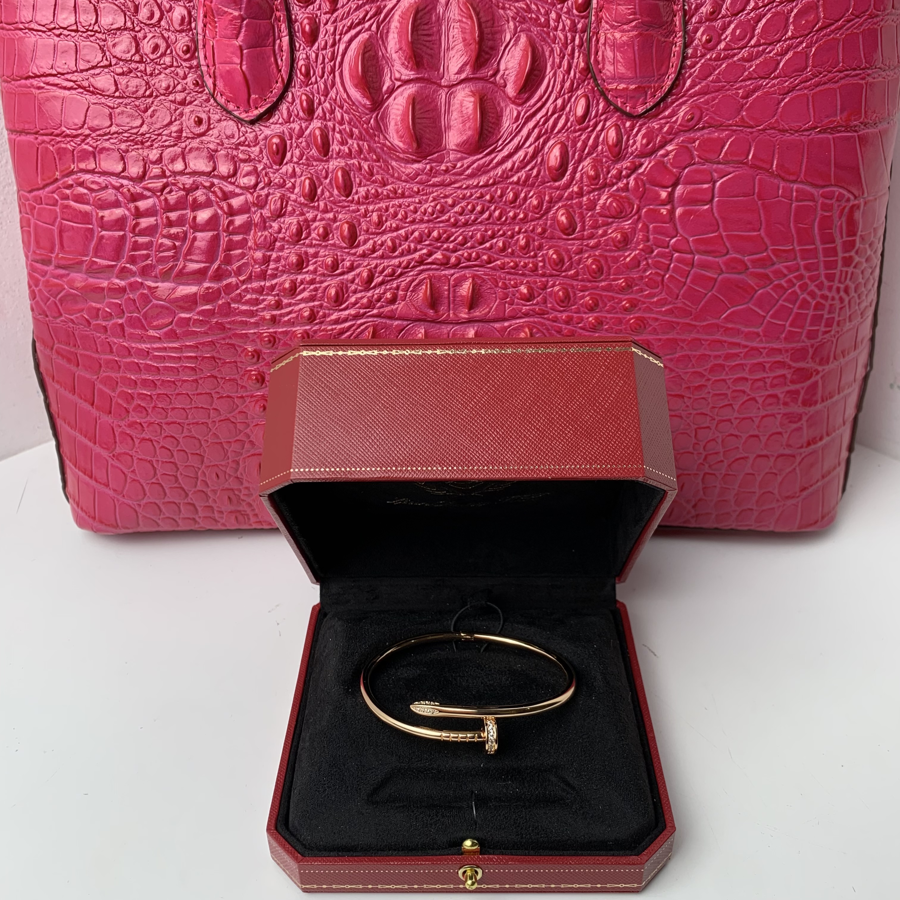 4018【LIANBANGH.K】时尚优雅款手镯