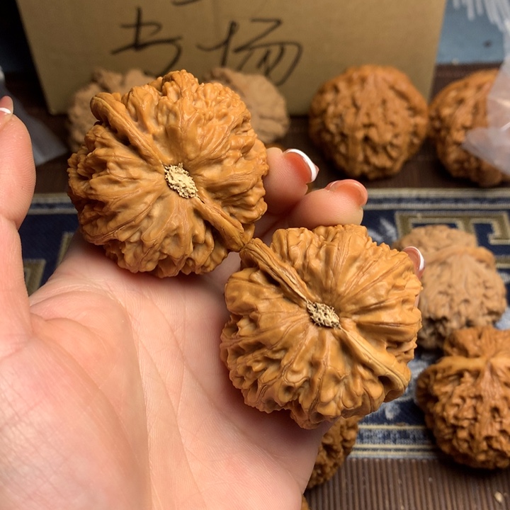 吊坠文玩核桃S****1粗筋