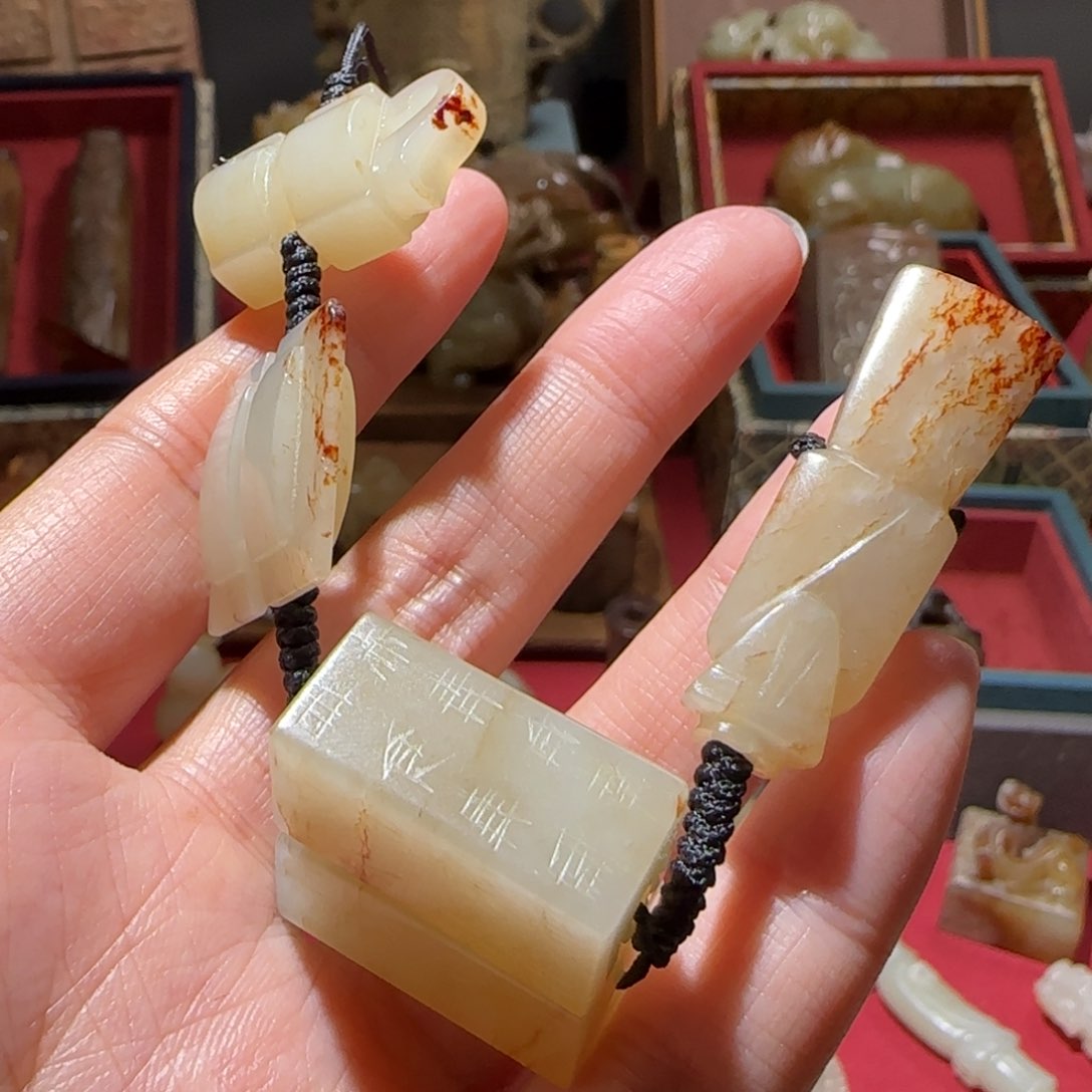 和田玉挂件未镶嵌蓦****涛