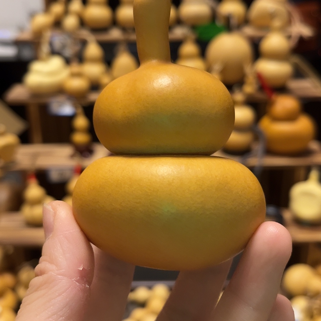 若***ㄣ精品老皮子钱袋子葫芦