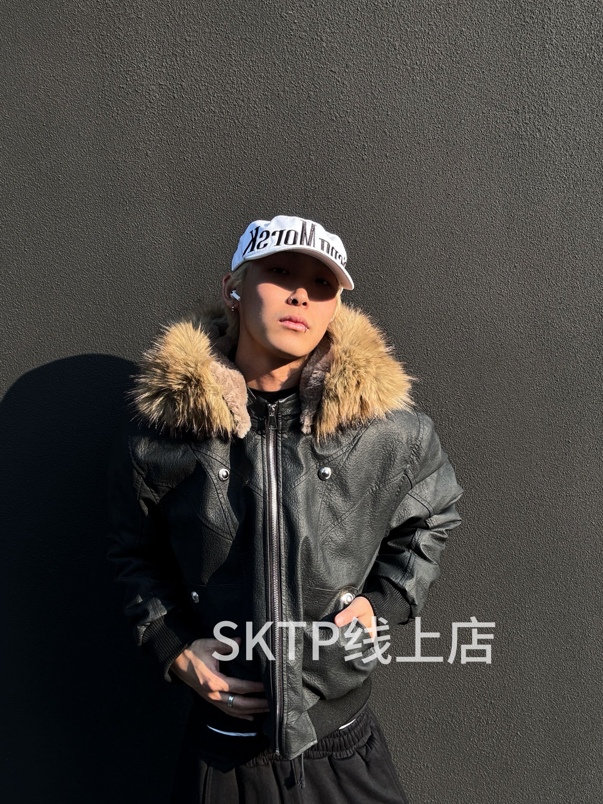 SKATEPARK“银狐座山雕”解构皮质可拆卸毛领帽檐冬季棉服外套