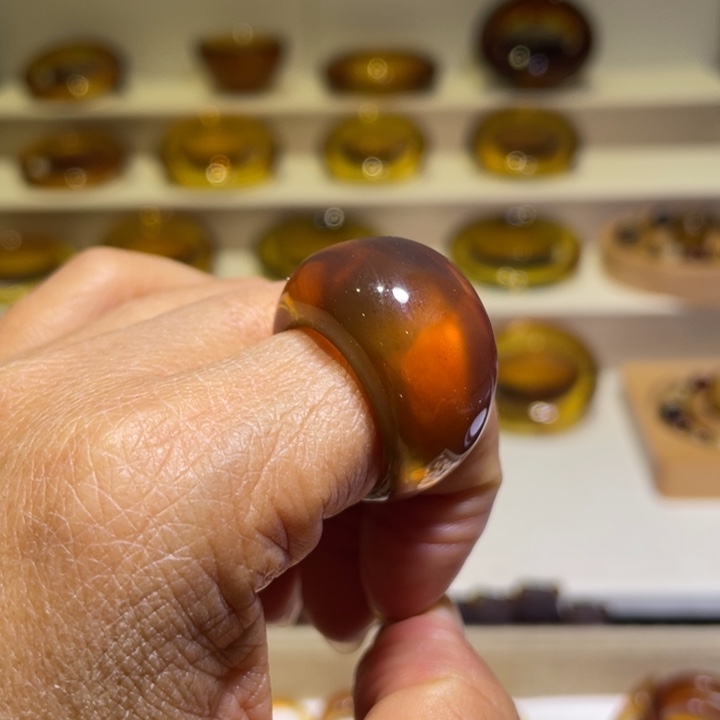 琥珀戒指未镶嵌胖头指环