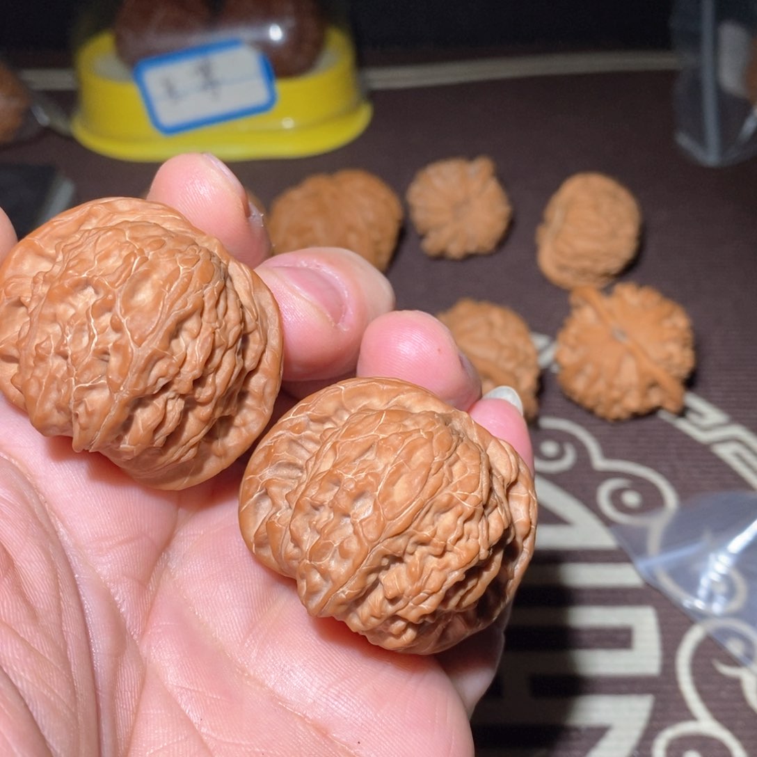 文玩核桃把件铭**参磨盘