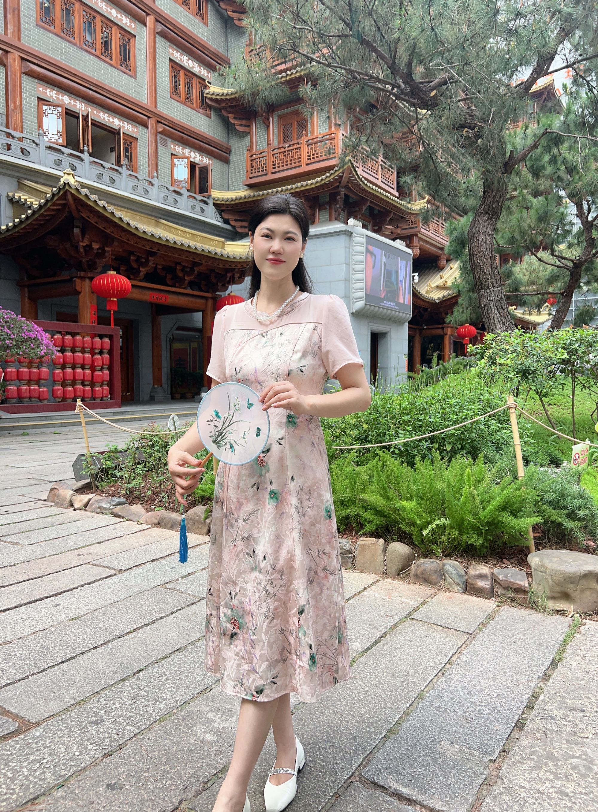 天兰TIANALN夏装新款舒适优雅缎面提花改良旗袍D325842