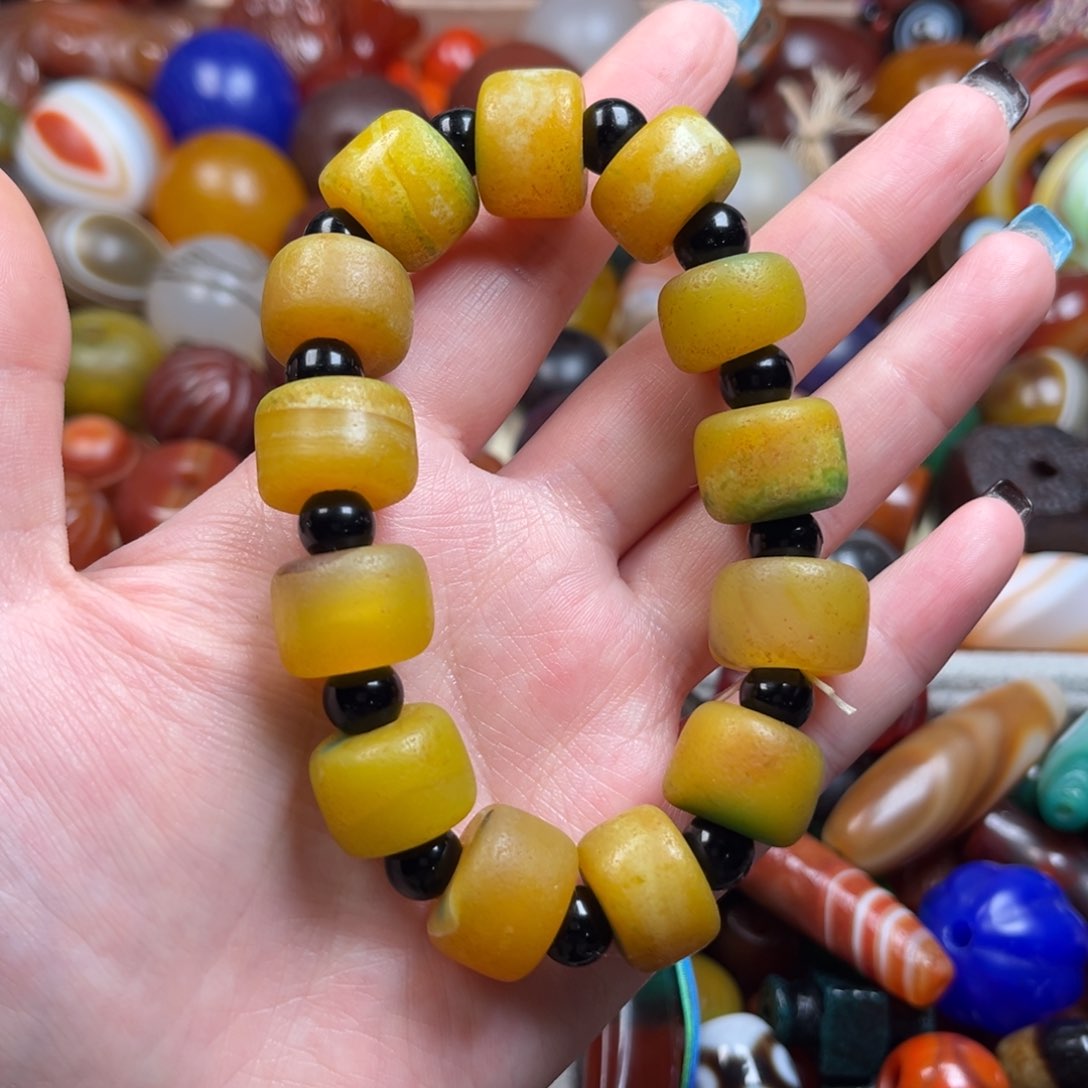 玛瑙/玉髓颈饰未镶嵌