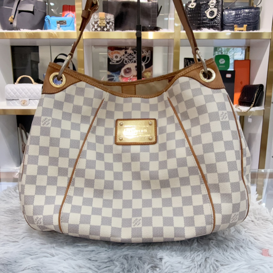 95新 LV （福利品）Galleria 白色棋盘格南瓜单肩包腋下包，10年编码