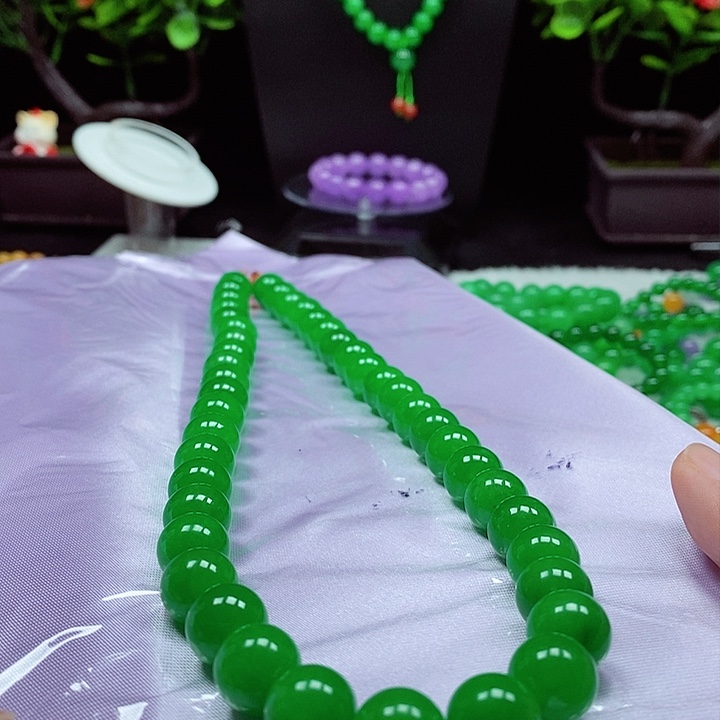 淡**静满绿卡11+。   44颗