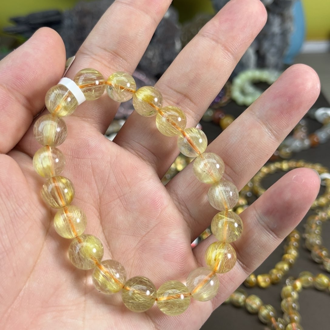 水晶手串未镶嵌金发晶