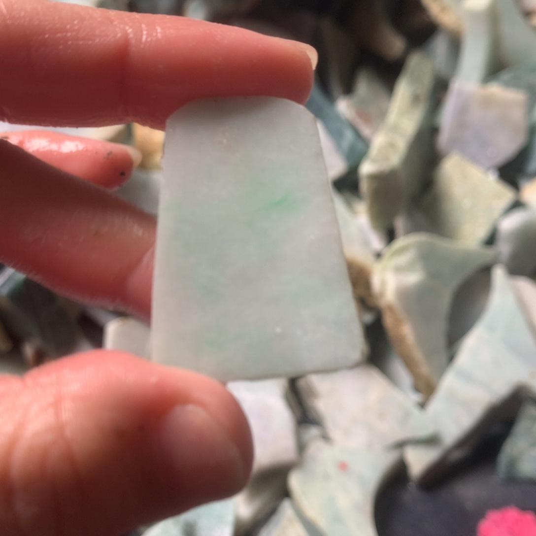 翡翠颈饰未镶嵌缅甸翡翠