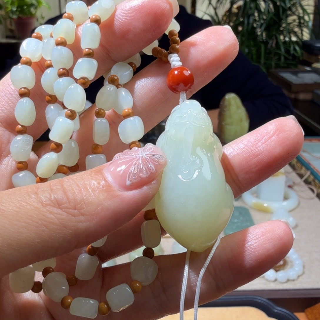 和田玉挂件未镶嵌听*