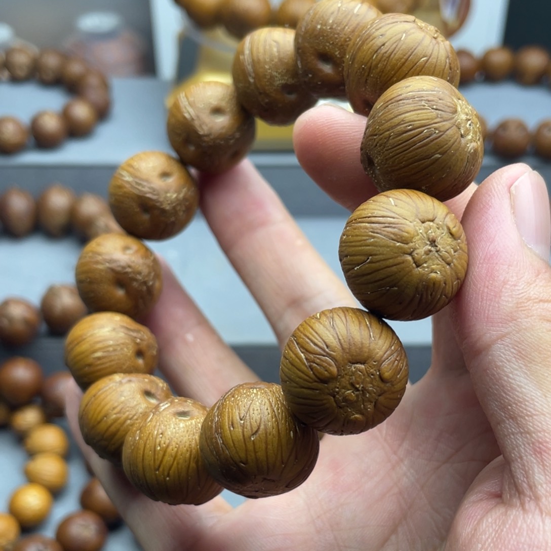 紫金鼠手串大*20尺寸碟中谍