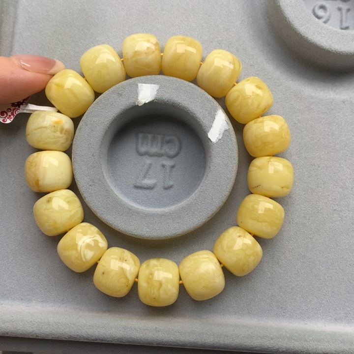 未镶嵌琥珀珠宝奇石8