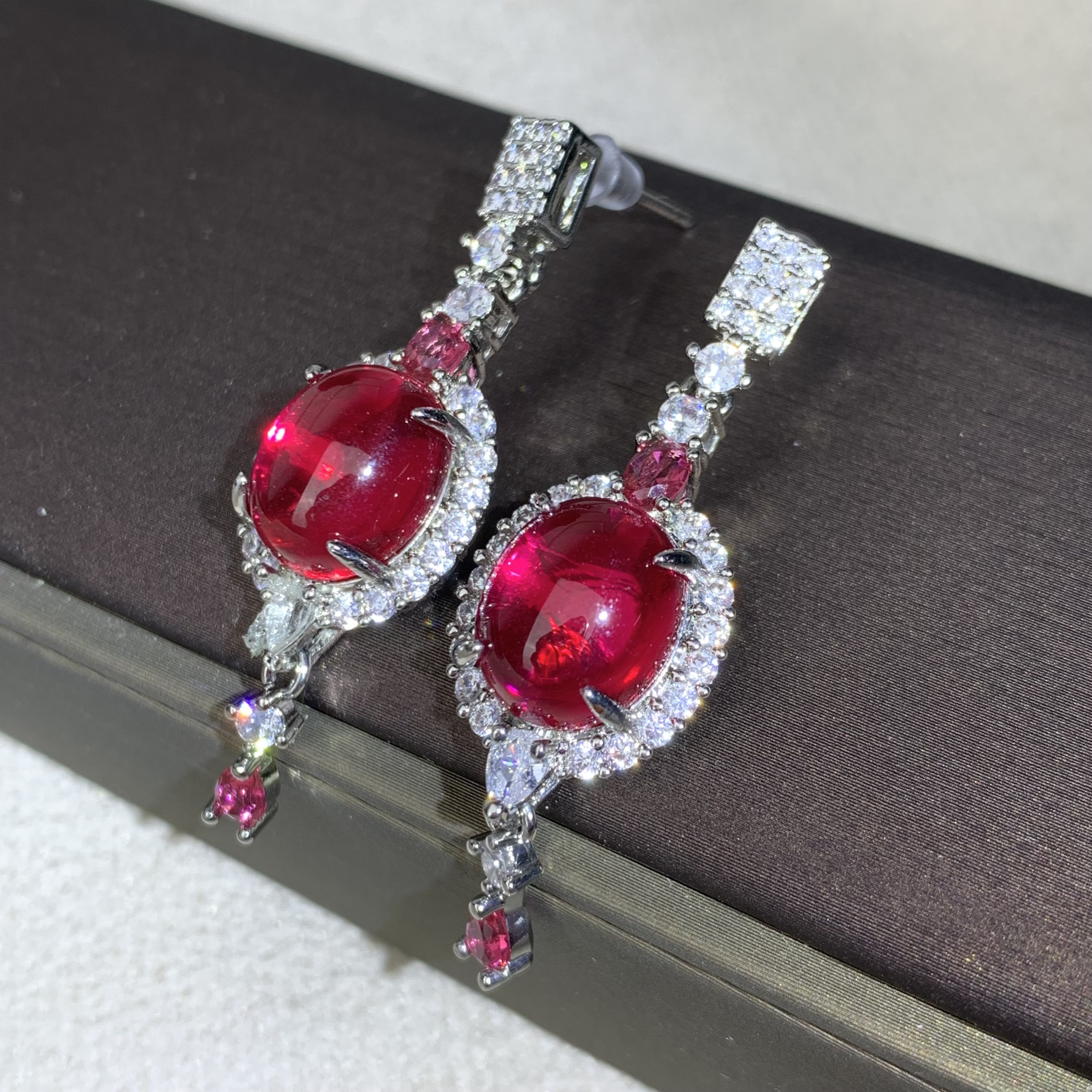   7156耳环--轻奢时尚设计首饰送礼盒