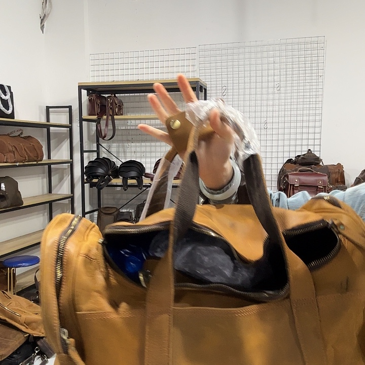 小牛皮（革）牛皮（革）头层牛皮863