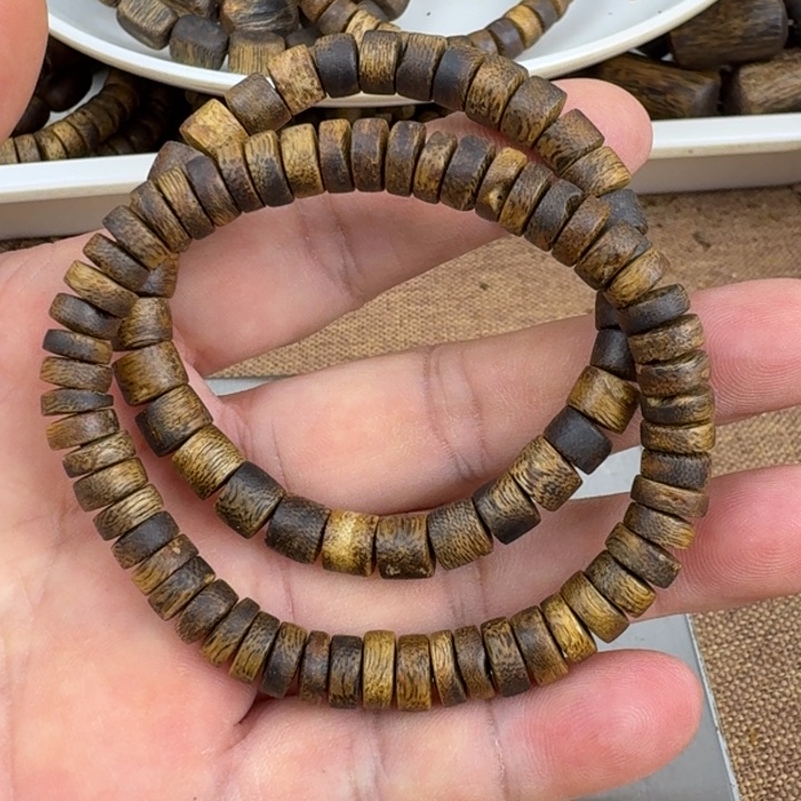 手串沉香佳*乌身手串9克加