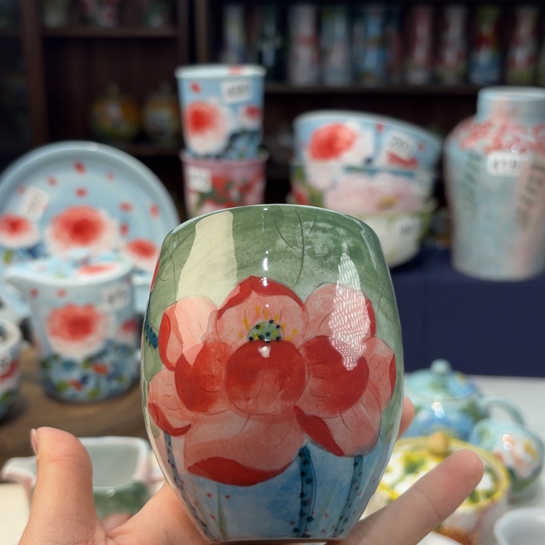 瓷片兔兔好可爱呀打