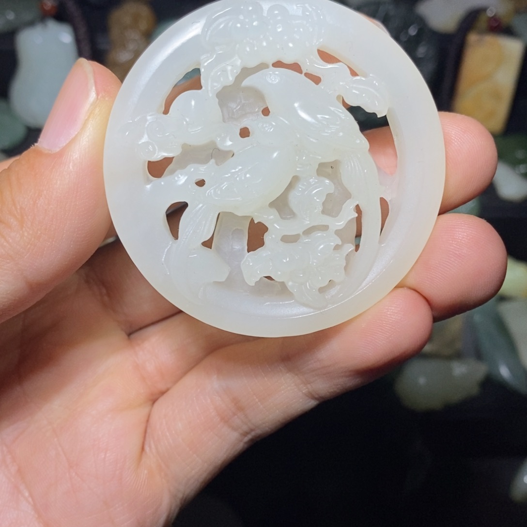 颈饰未镶嵌和田玉