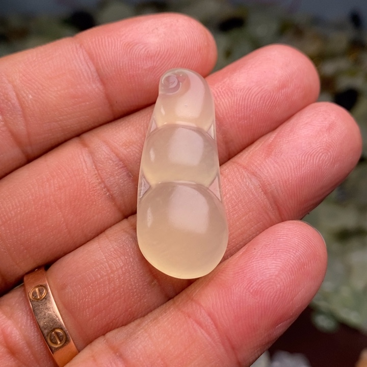 蛇纹石玉颈饰合金91