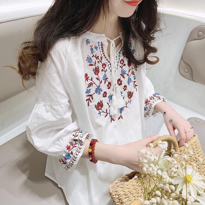 【现货+运费险】清新刺绣花边文艺灯笼袖宽松娃娃衫棉麻上衣女Y52