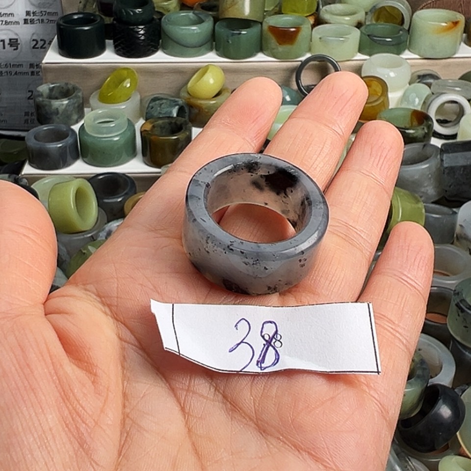 【闪购商品】未镶嵌岫玉戒指照*清
