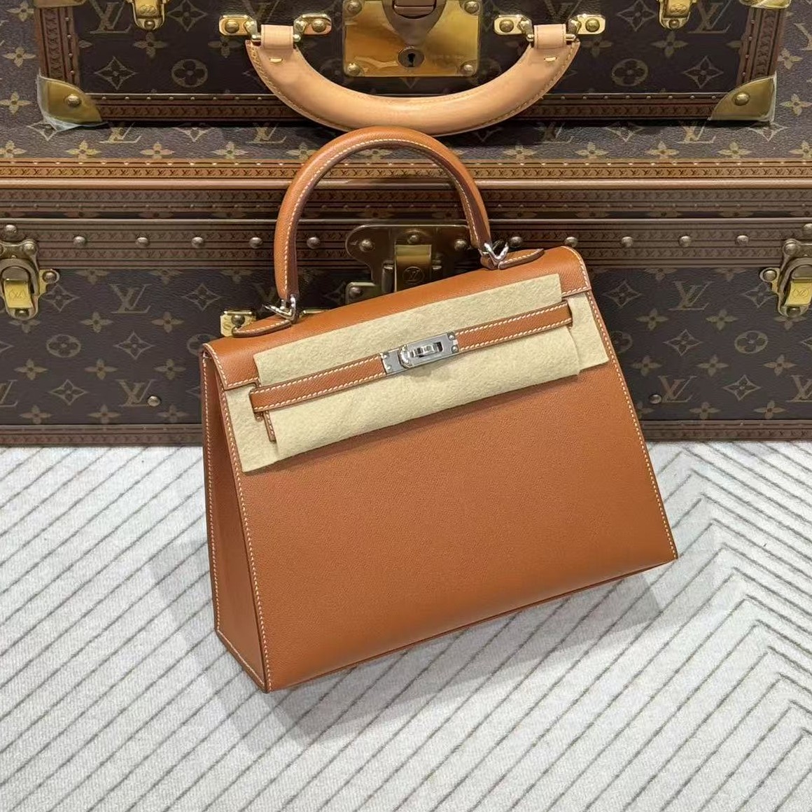 未使用 Hermes/爱马仕 贝贝/k刻爱马仕金棕银扣kelly25包