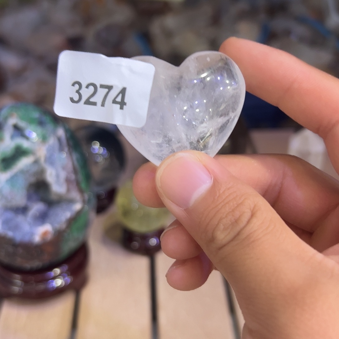 圈***爱未镶嵌水晶大型摆件（非配饰）