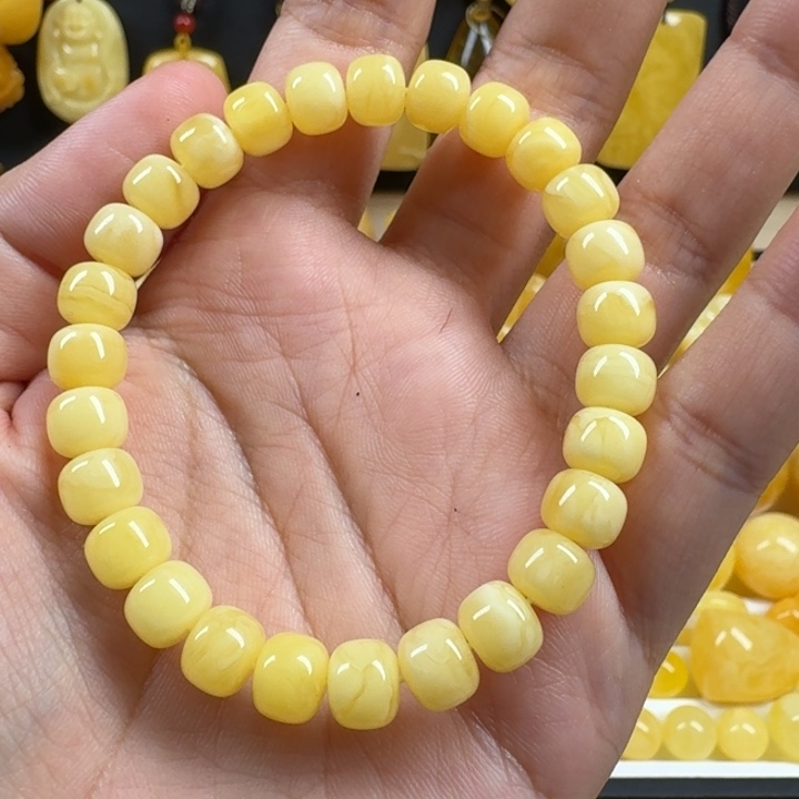 蜜蜡未镶嵌珠宝奇石